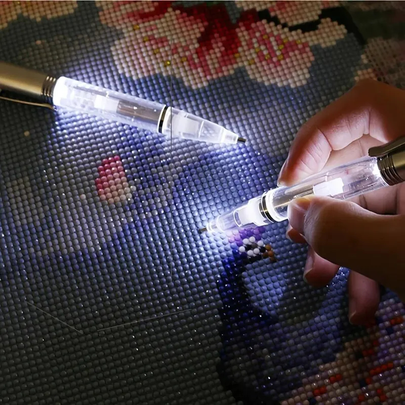 Embroidery Embellishments - Caneta de Iluminação LED para Pintura